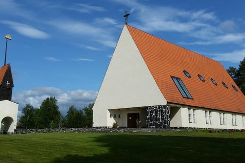 Iin kirkko Iin kirkko kesällä