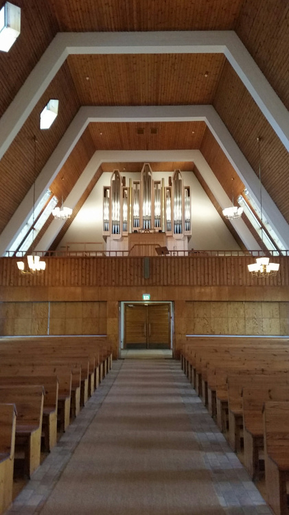 Pääsiäislauluilta Iin kirkon urut