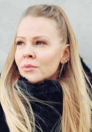 Ystävä sä lapsien- konsertti Laura