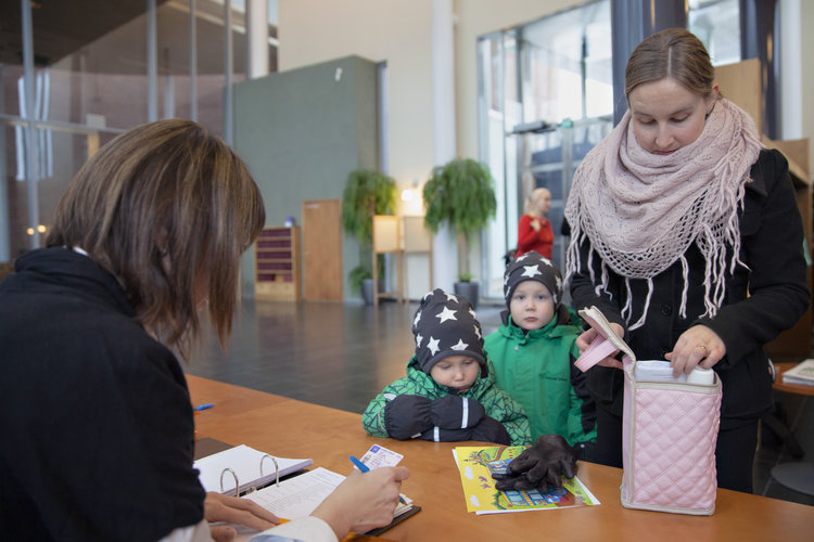 Ennakkoäänestys 2018 Iin kirkkoherranvirastossa ja Kuivaniemen palvelupisteessä Ennakkoäänestys 2018 Iin kirkkoherranvirastossa ja Kuivaniemen palvelupisteessä